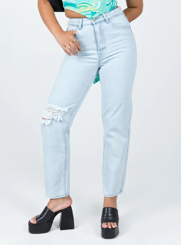 Cedar Straight Leg Denim Jeans