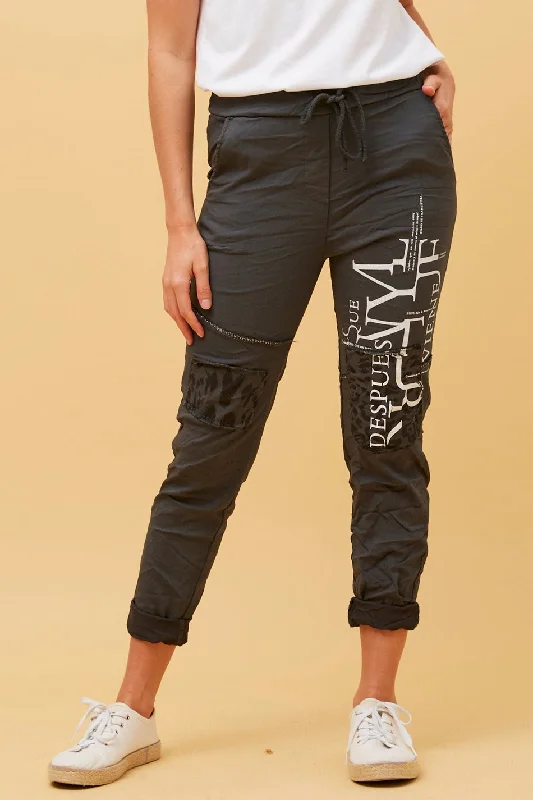 JANJA GRAPHIC JOGGER PANTS