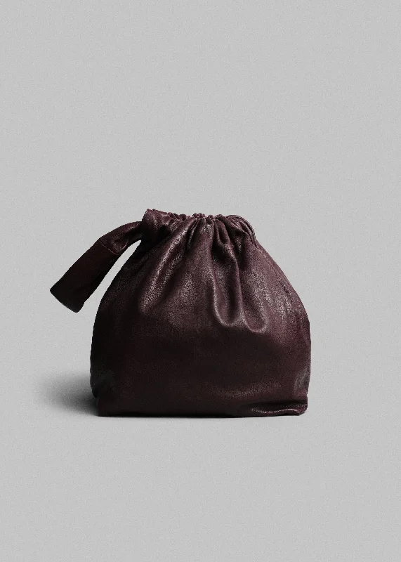 Small Drawstring Bag in Leather - Bordeaux