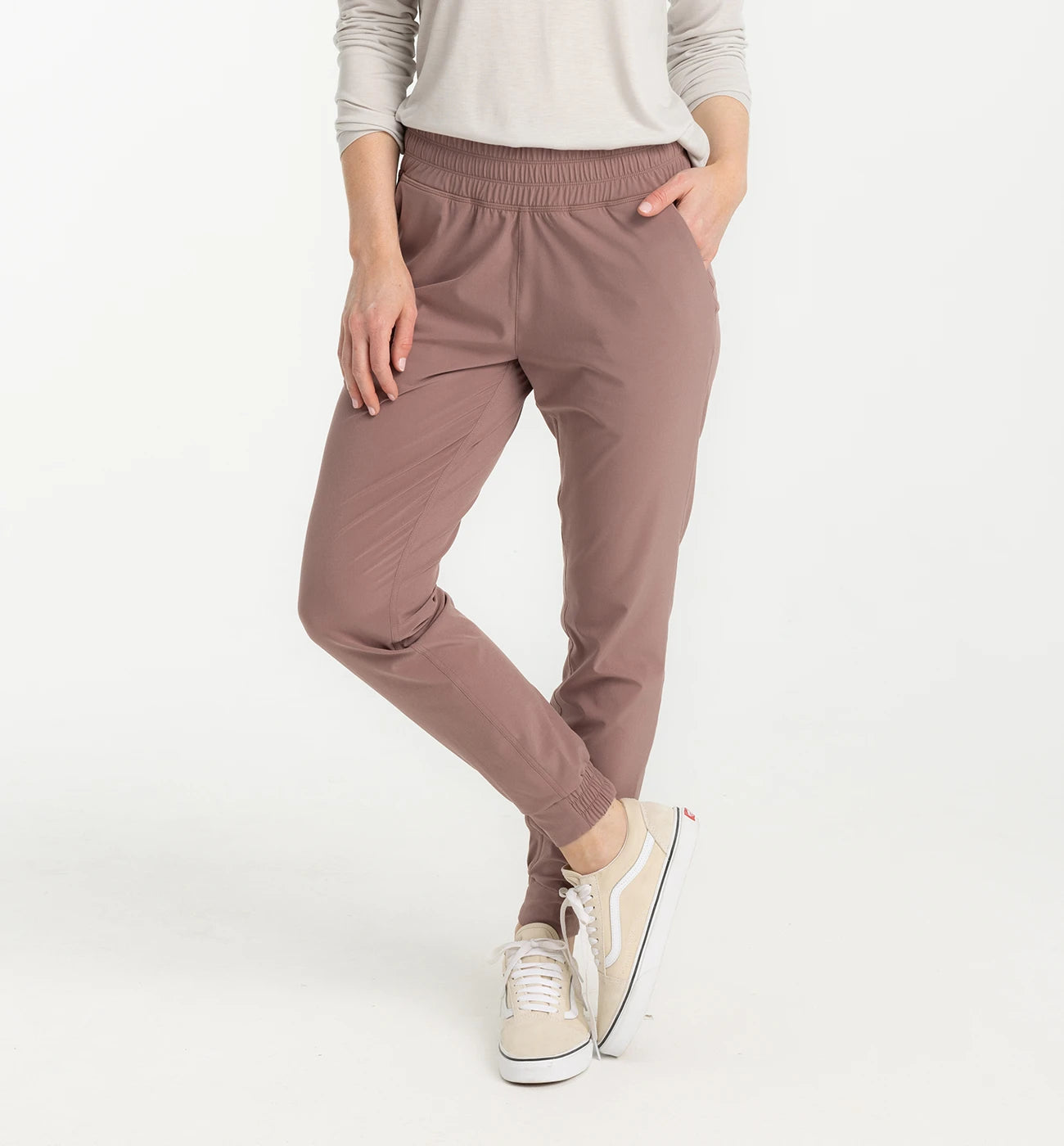 Women's Breeze Pull-On Jogger - Fig